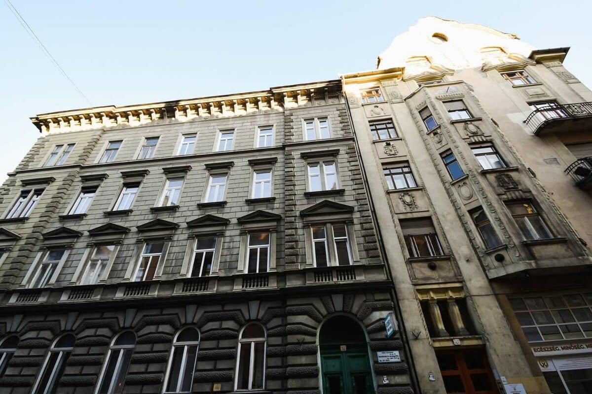Very Central Very Spacious New Home Budapest Exterior photo