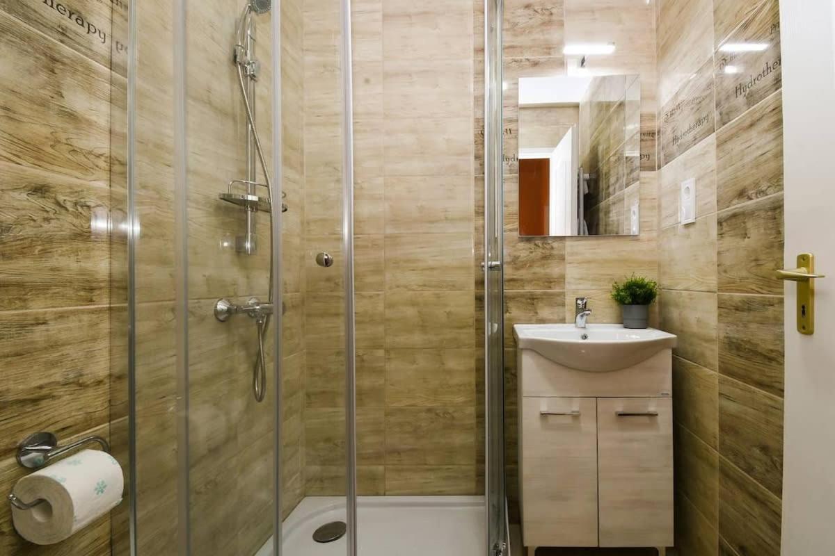 Very Central Very Spacious New Home Budapest Exterior photo