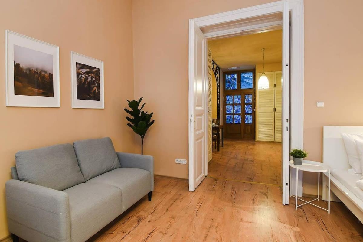 Very Central Very Spacious New Home Budapest Exterior photo