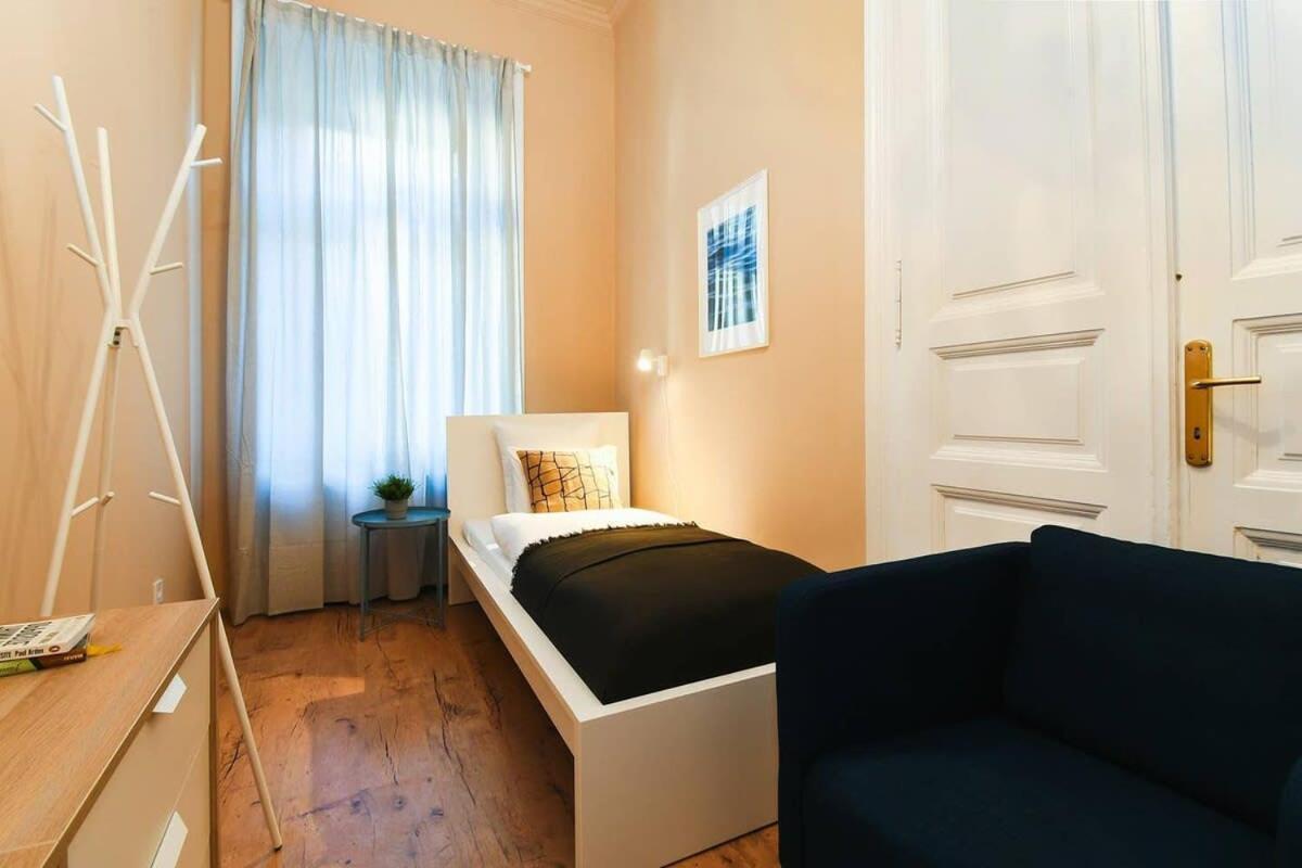 Very Central Very Spacious New Home Budapest Exterior photo