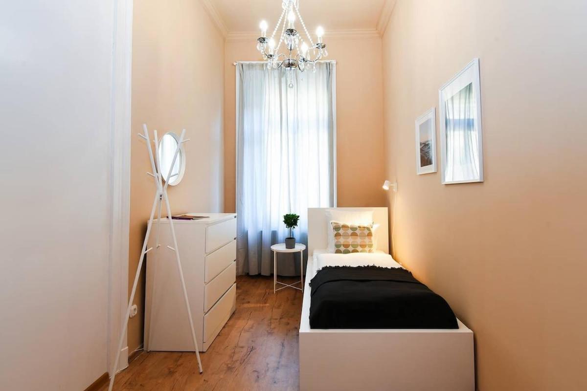 Very Central Very Spacious New Home Budapest Exterior photo