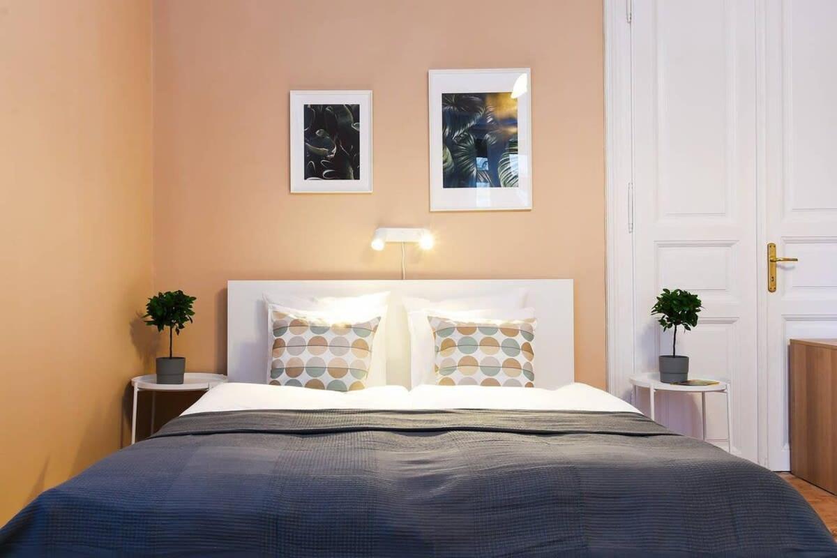 Very Central Very Spacious New Home Budapest Exterior photo