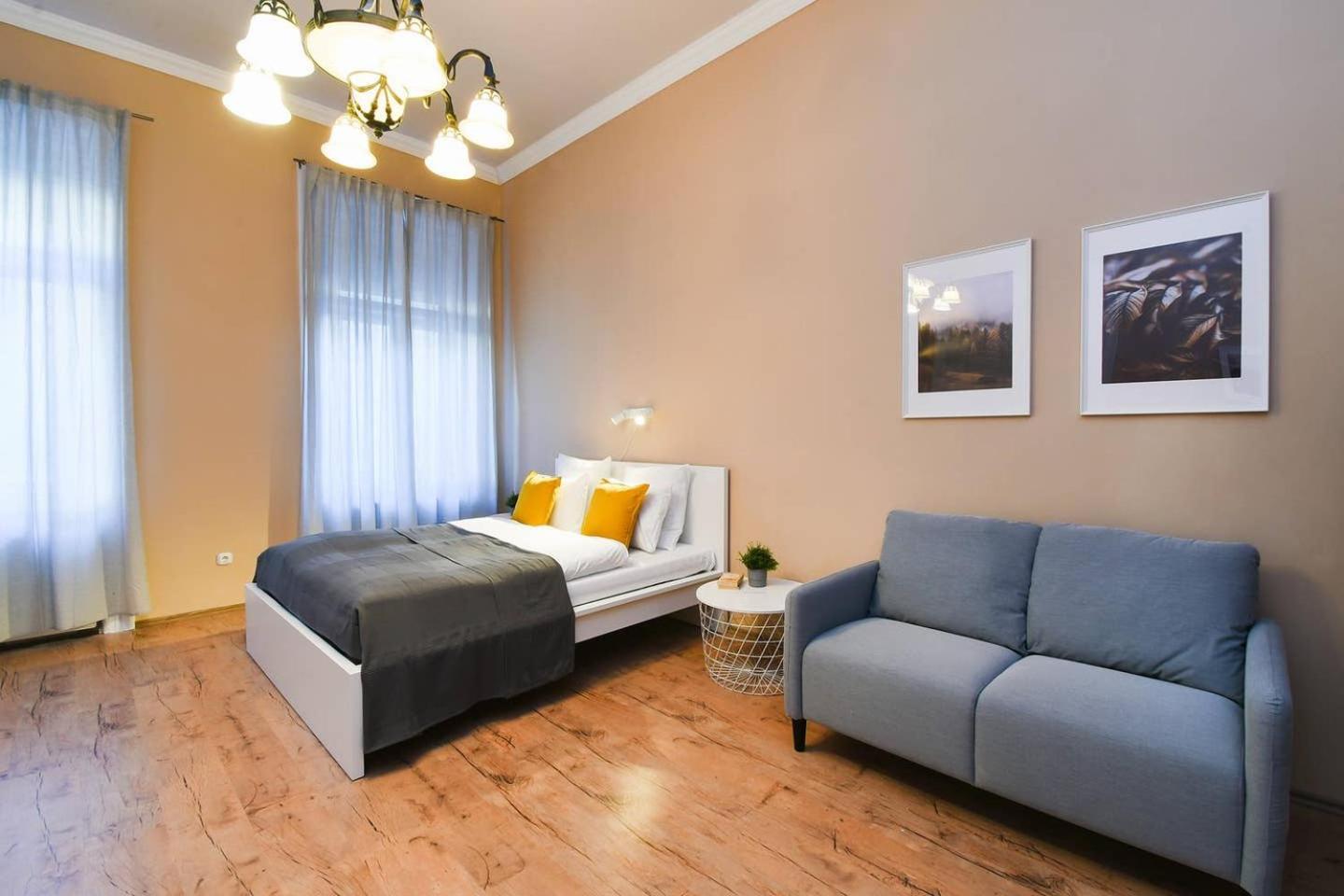 Very Central Very Spacious New Home Budapest Exterior photo